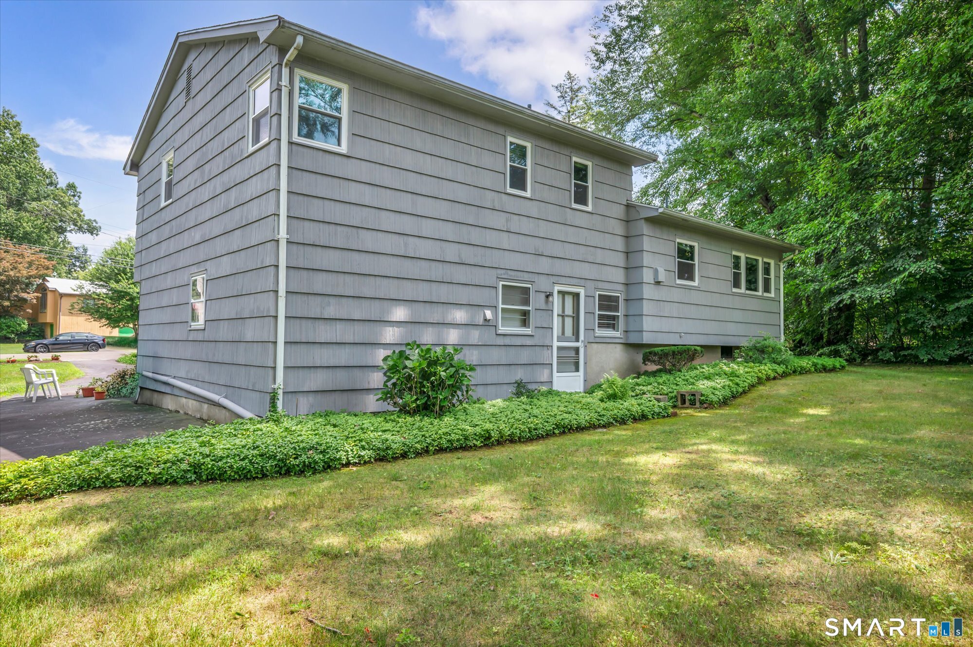 54 Exeter Road Hamden, CT 06518 - Photo 36 of 40