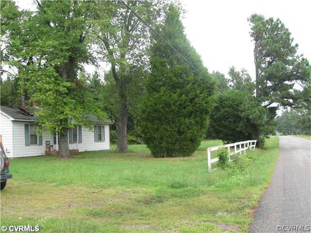 12285 Cheroy Road Ashland, VA 23005 - Photo 2 of 5 Exterior Front