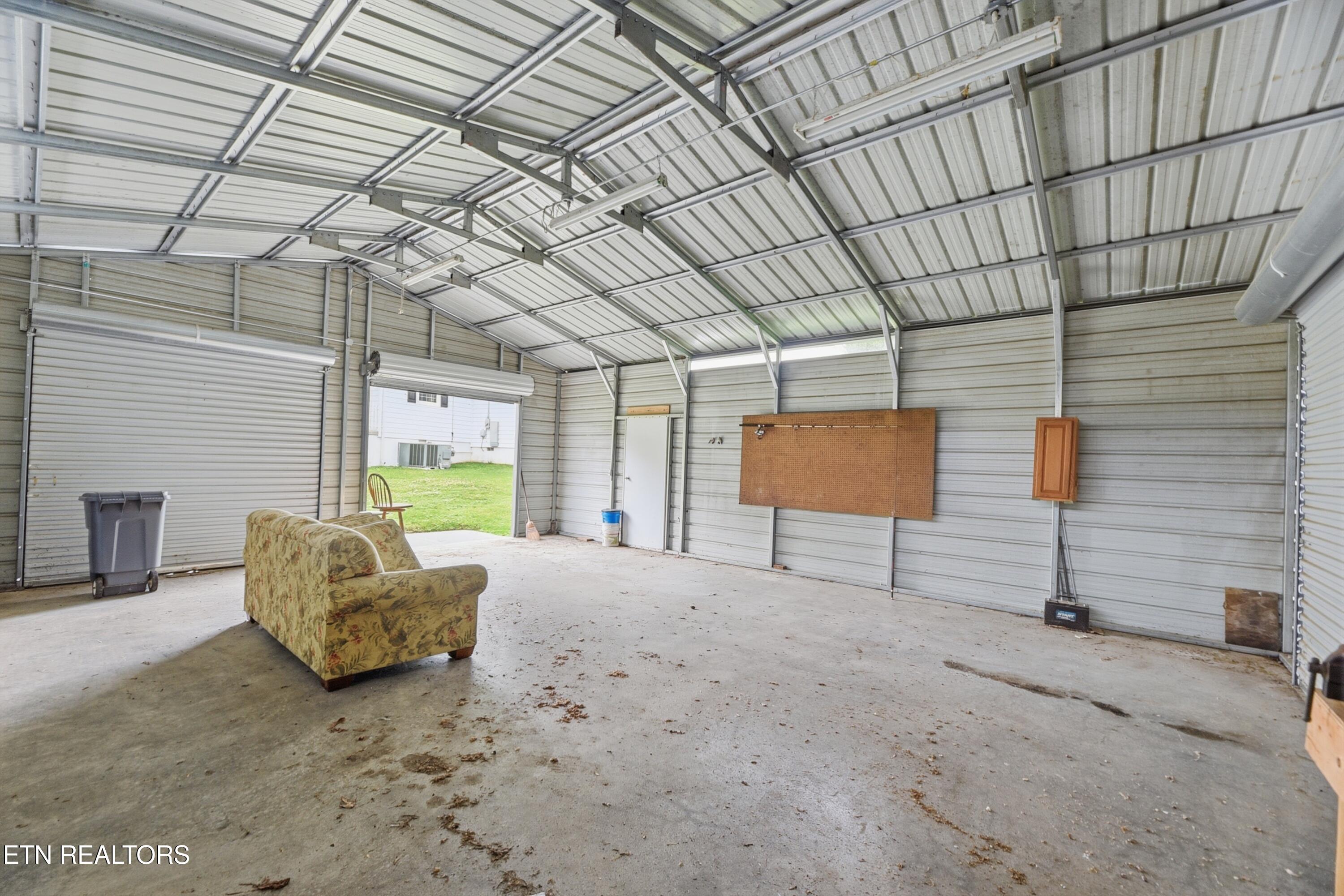 505 Ridgeview Drive Clinton, TN 37716 - Photo 33 of 35 19052