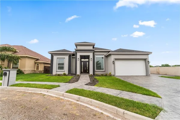 $340,000 | 500 White Bugambilia Street, Pharr, TX 78577
