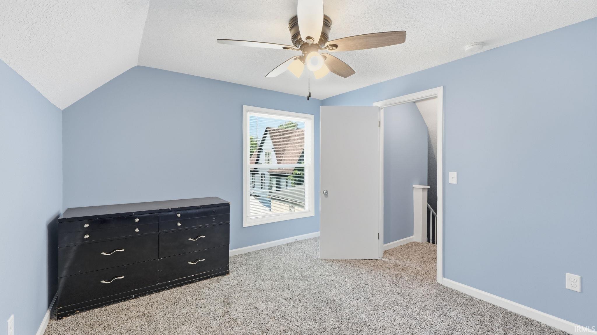 1018 Oneida Street Fort Wayne, IN 46805 - Photo 7 of 23
