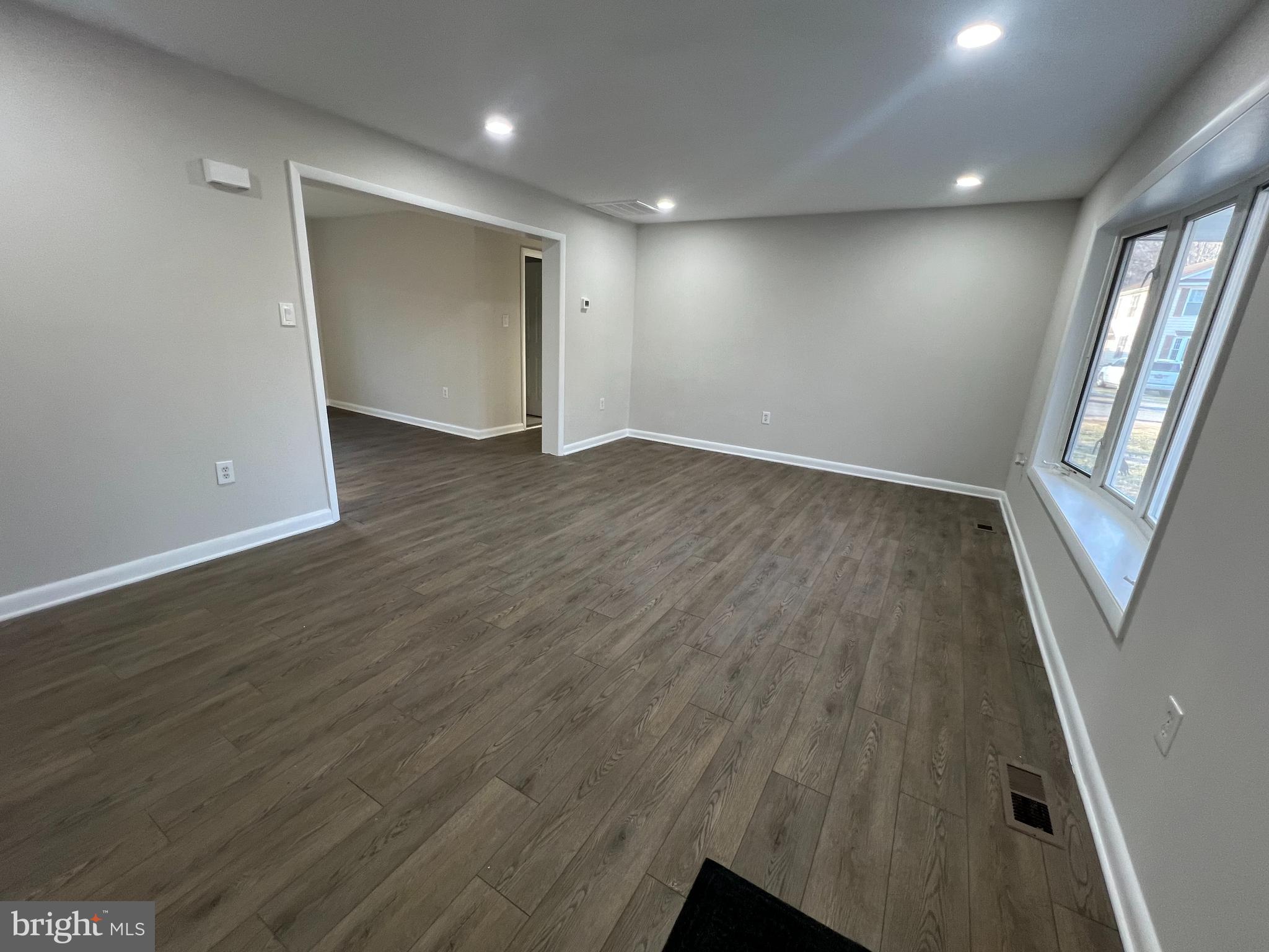 910 Forrester Road Churchton, MD 20733 - Photo 3 of 28 Gallery Image 3