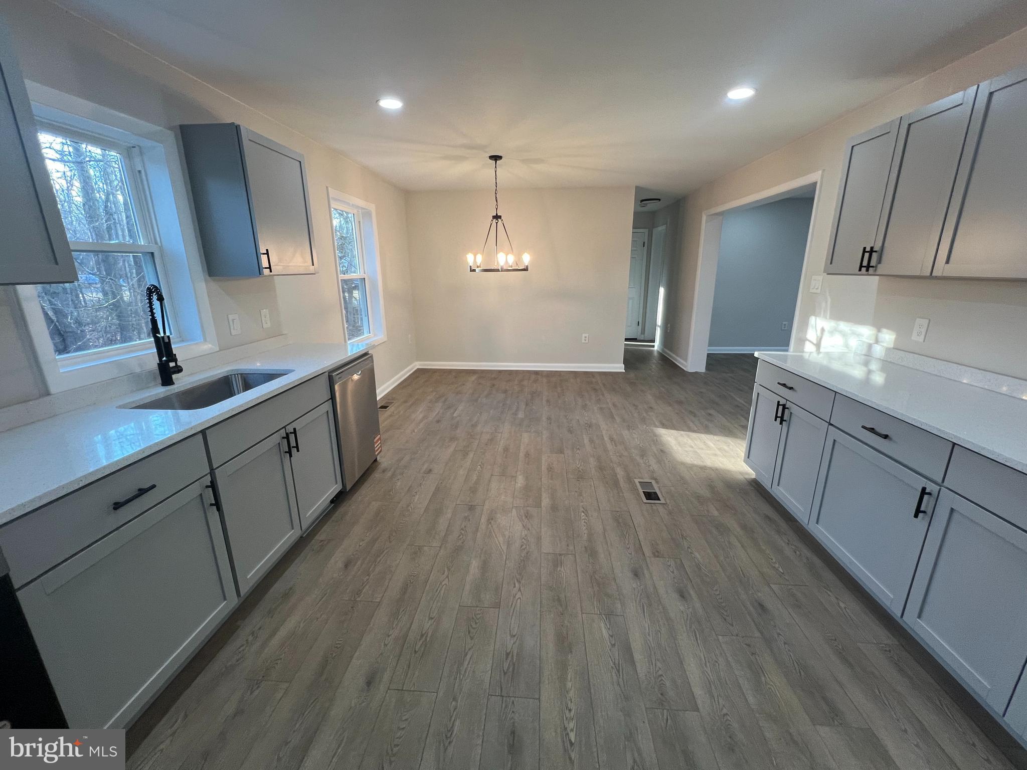 910 Forrester Road Churchton, MD 20733 - Photo 4 of 28 Gallery Image 4
