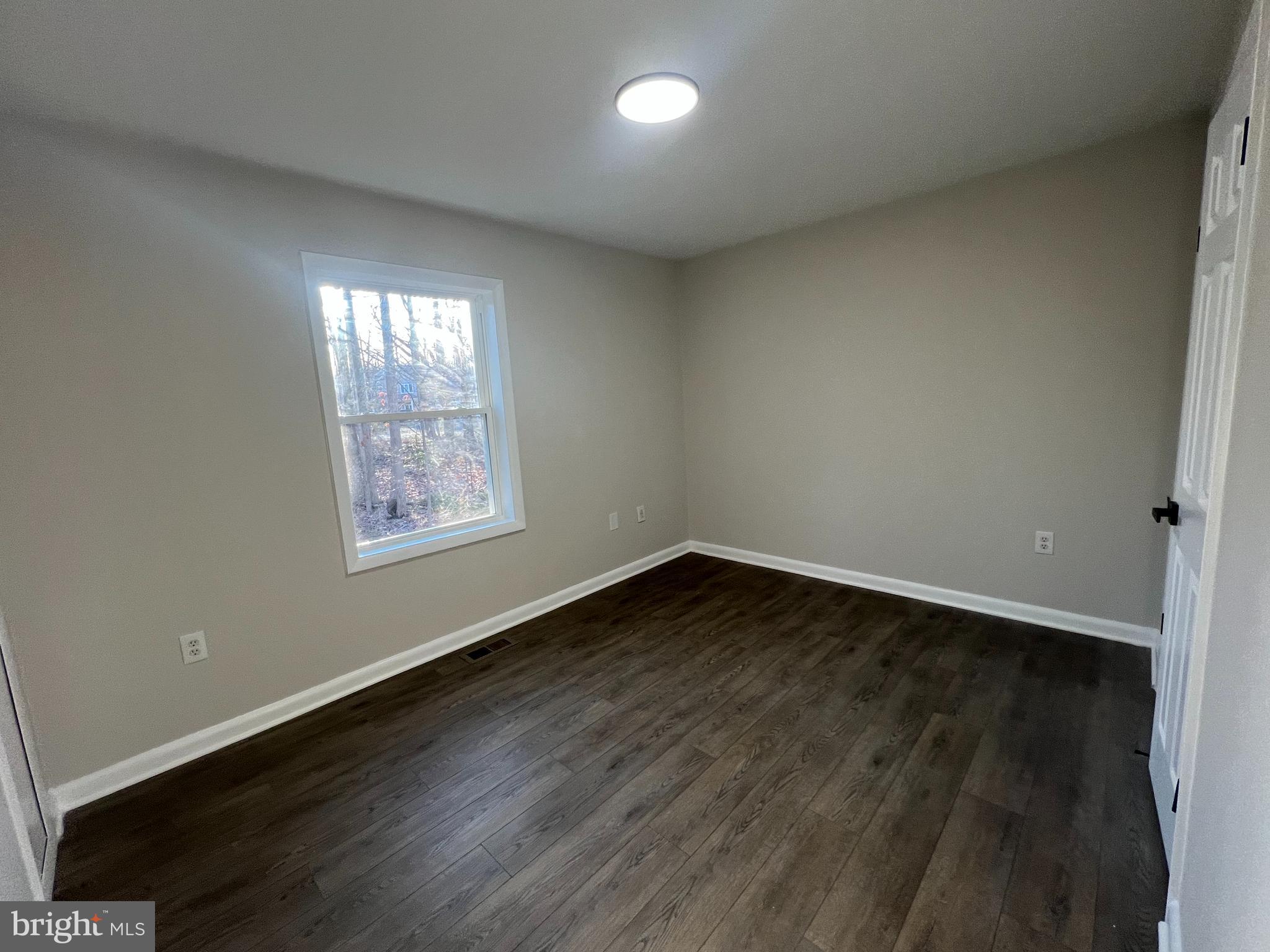 910 Forrester Road Churchton, MD 20733 - Photo 7 of 28 Gallery Image 7