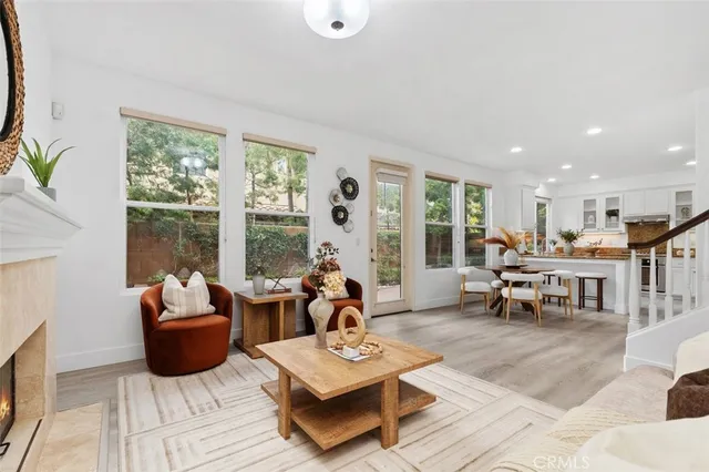 $2,048,800 | 31 Dinuba, Irvine, CA 92602