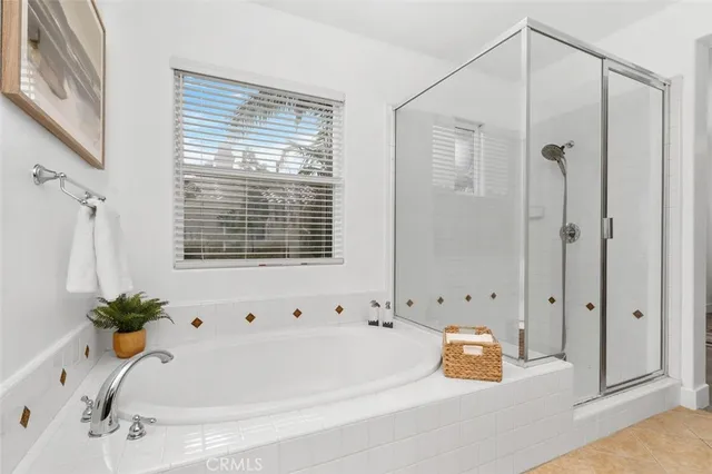 $2,048,800 | 31 Dinuba, Irvine, CA 92602