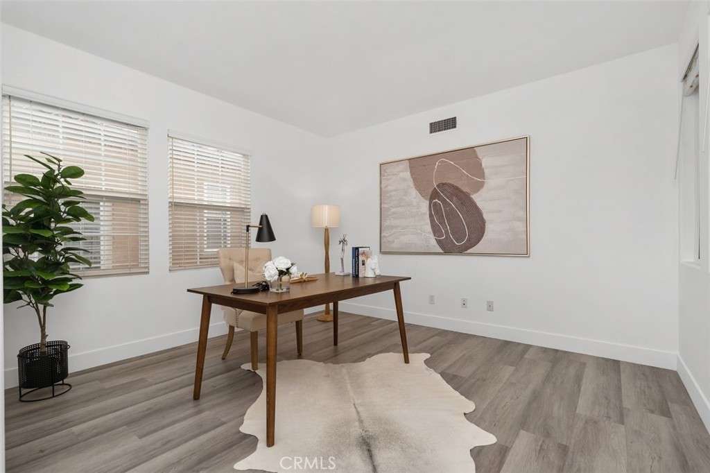 31 Dinuba Irvine, CA 92602 - Photo 30 of 67 Bonus Room or 4th Bedroom