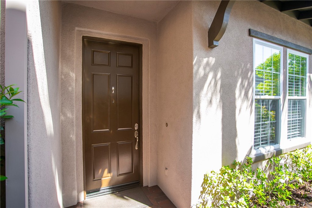 31 Dinuba Irvine, CA 92602 - Photo 5 of 69