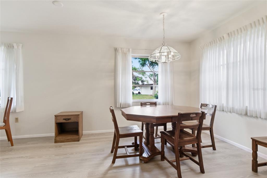 430 Botticelli Drive, Unit 430 Nokomis, FL 34275 - Photo 14 of 51