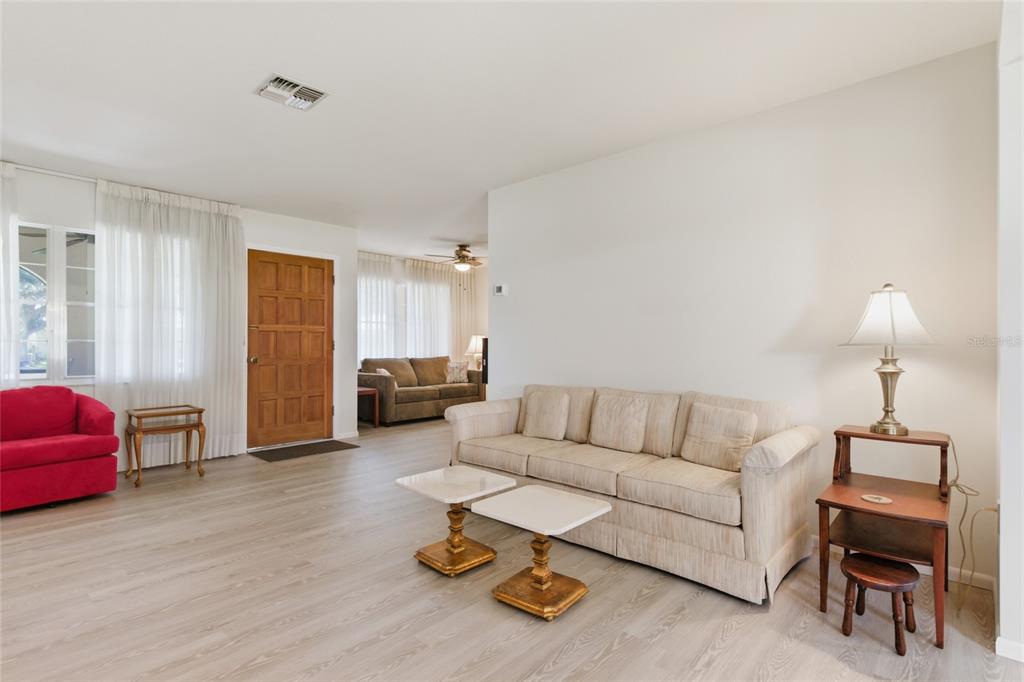 430 Botticelli Drive, Unit 430 Nokomis, FL 34275 - Photo 8 of 51