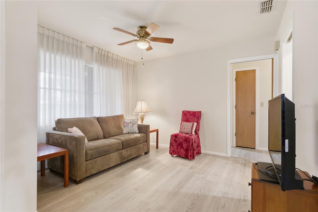 430 Botticelli Drive, Unit 430 Nokomis, FL 34275 - Photo 10 of 51