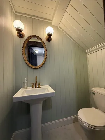 $355,000 | 1615 Main Street, Lexington, MO 64067