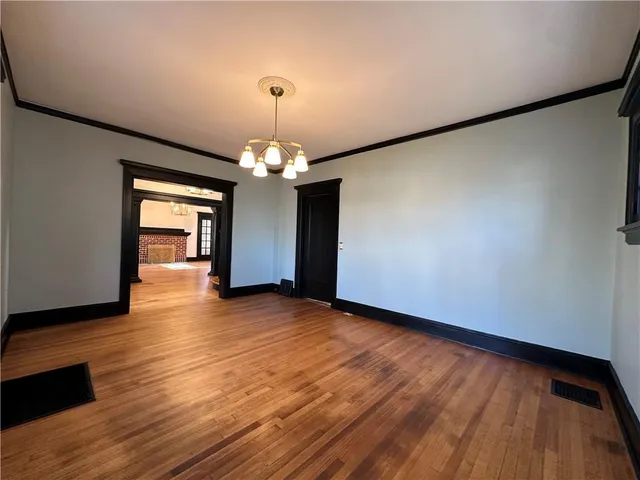 $355,000 | 1615 Main Street, Lexington, MO 64067