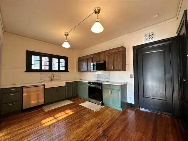 $355,000 | 1615 Main Street, Lexington, MO 64067