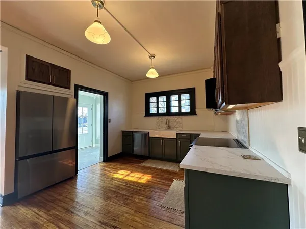 $355,000 | 1615 Main Street, Lexington, MO 64067