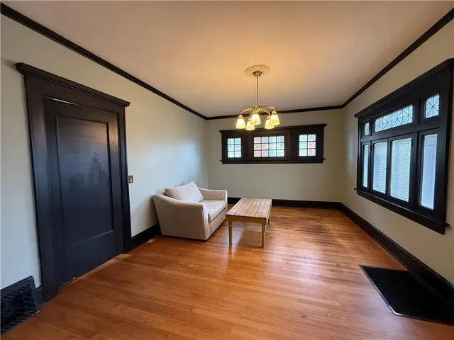 $355,000 | 1615 Main Street, Lexington, MO 64067