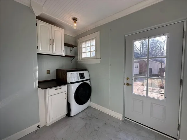 $355,000 | 1615 Main Street, Lexington, MO 64067