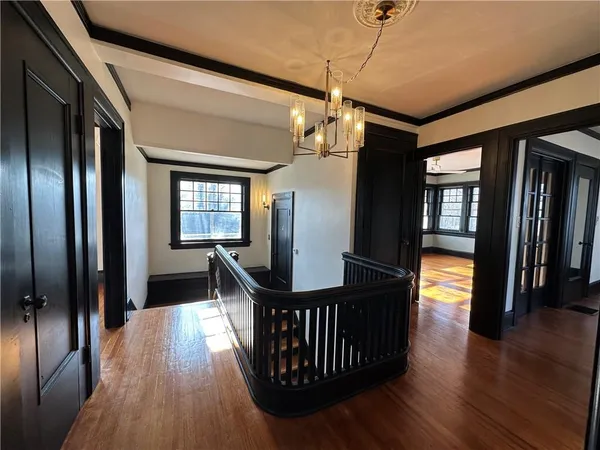 $355,000 | 1615 Main Street, Lexington, MO 64067