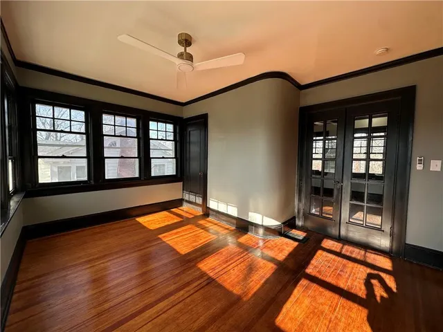 $355,000 | 1615 Main Street, Lexington, MO 64067