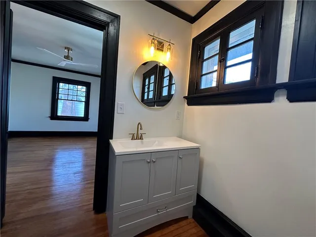 $355,000 | 1615 Main Street, Lexington, MO 64067