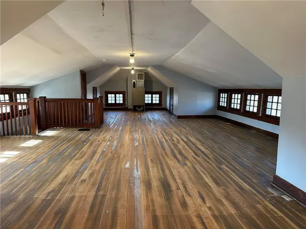 $355,000 | 1615 Main Street, Lexington, MO 64067