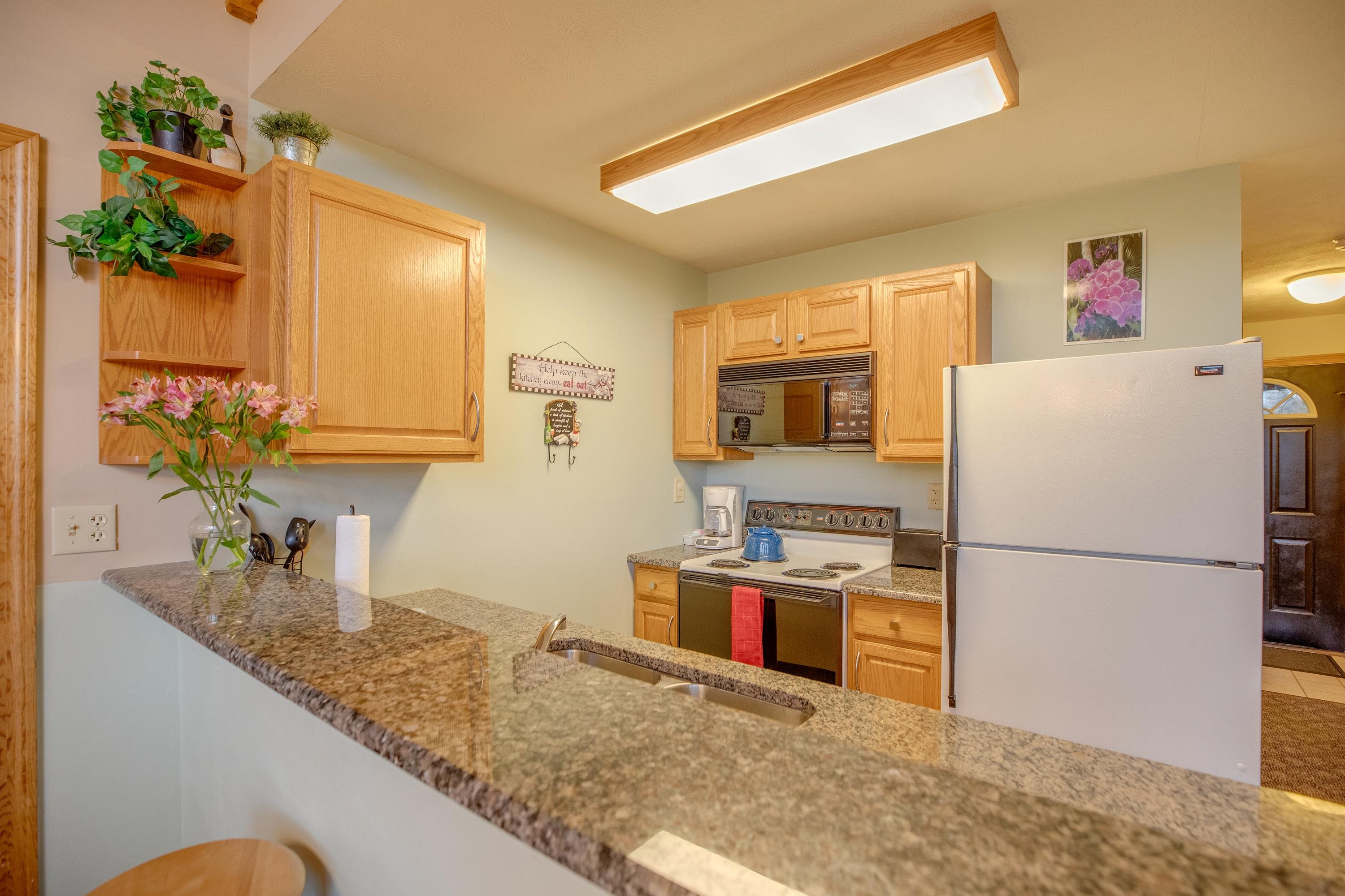 4 Jack O'Lantern Drive, Unit 31 North Woodstock, NH 03262 - Photo 7 of 34