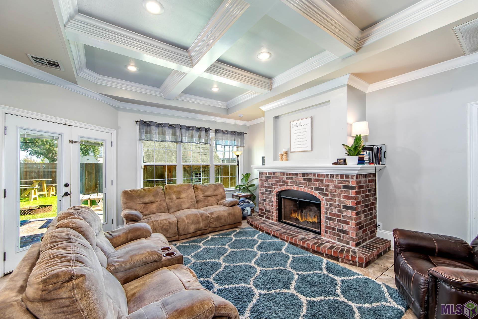 188 West 40th Street Cut Off, LA 70345 - Photo 2 of 19