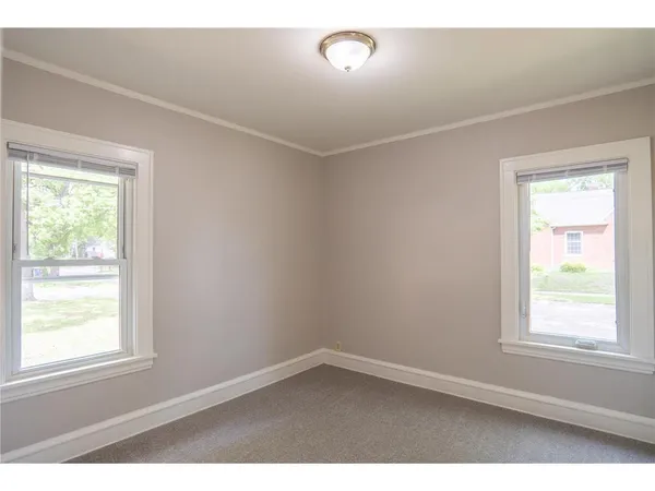 $2,350 | 3555 North Queen Avenue, Minneapolis, MN 55412