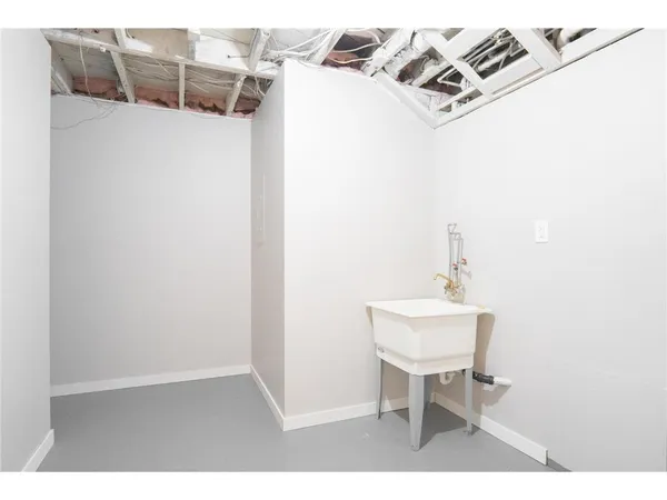 $2,350 | 3555 North Queen Avenue, Minneapolis, MN 55412