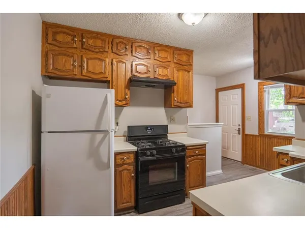 $2,350 | 3555 North Queen Avenue, Minneapolis, MN 55412