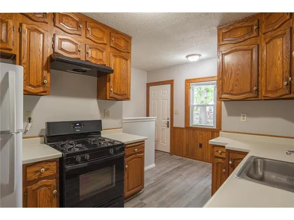 $2,350 | 3555 North Queen Avenue, Minneapolis, MN 55412