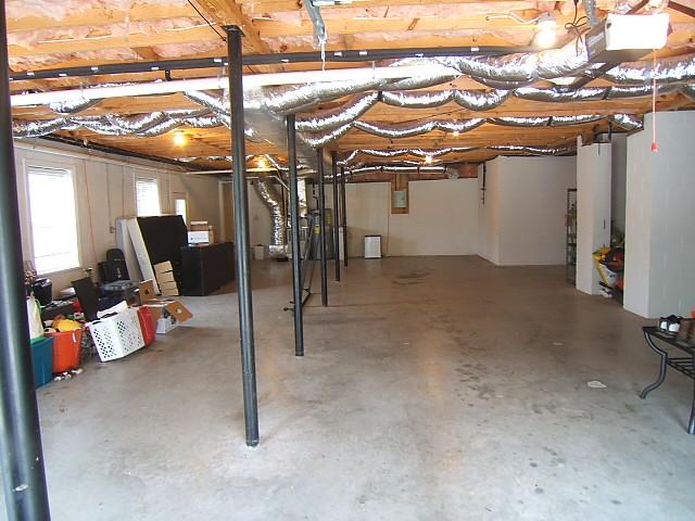 2982 Surrey Ridge Road Clarksville, TN 37043 - Photo 10 of 12 Full Basement