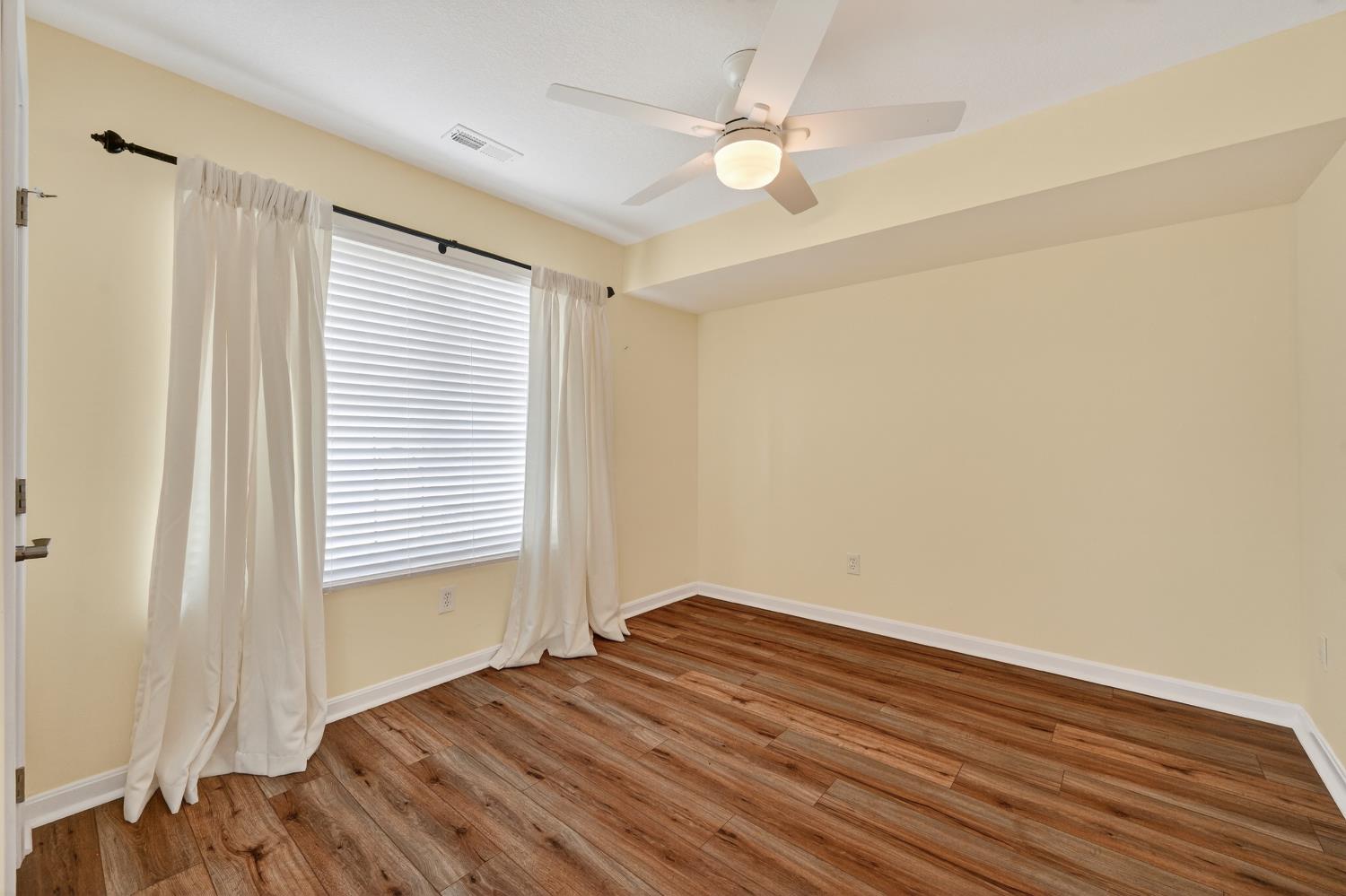 103 Riverscape Court Lawrenceburg, IN 47025 - Photo 32 of 45