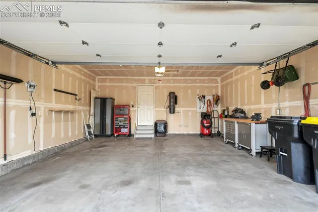 a view of a garage
