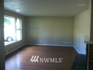 11624 Holden Road Southwest Lakewood, WA 98498 - Photo 2 of 9 Gallery Image 2