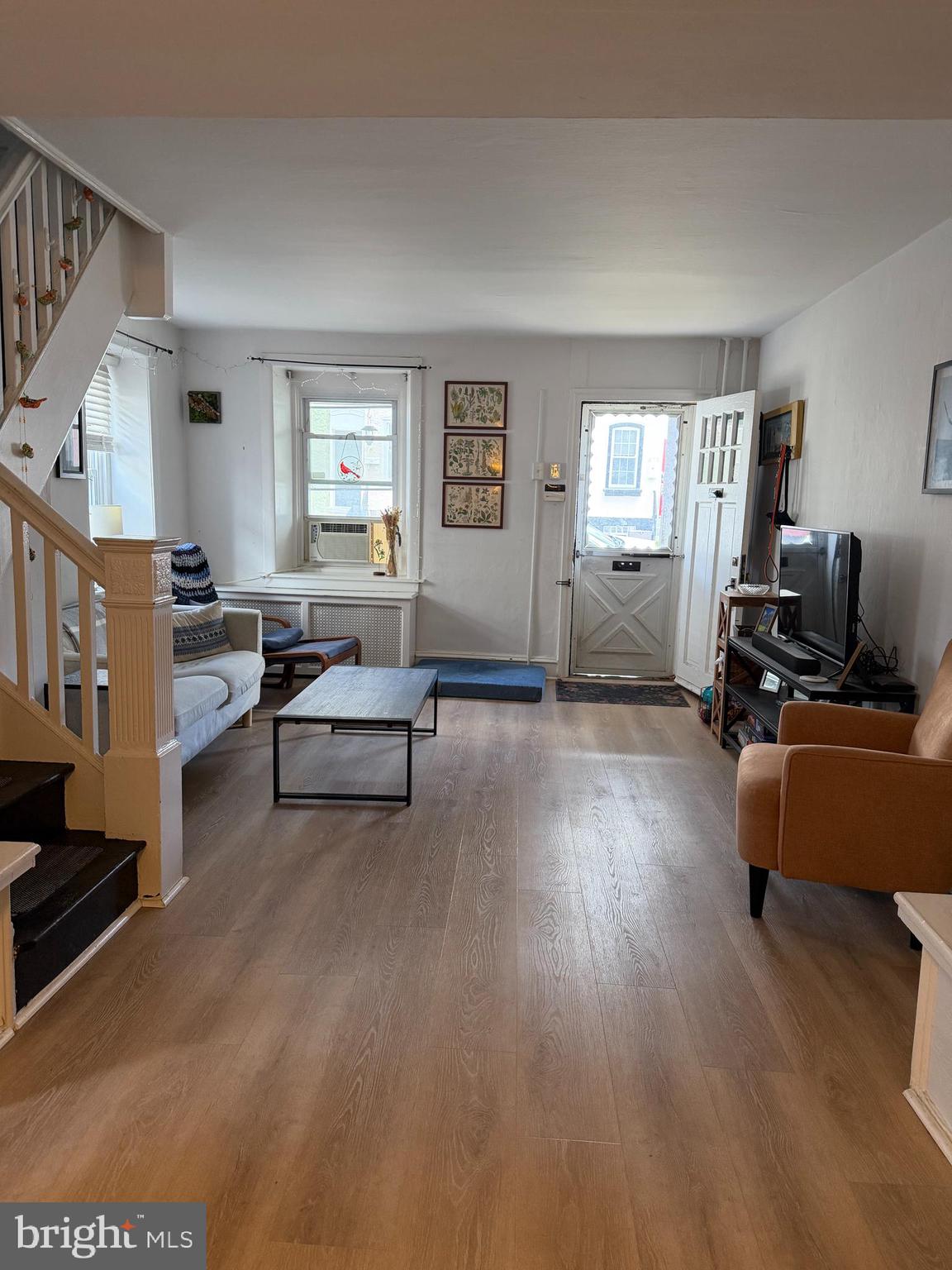 470 Conarroe Street Philadelphia, PA 19128 - Photo 2 of 36