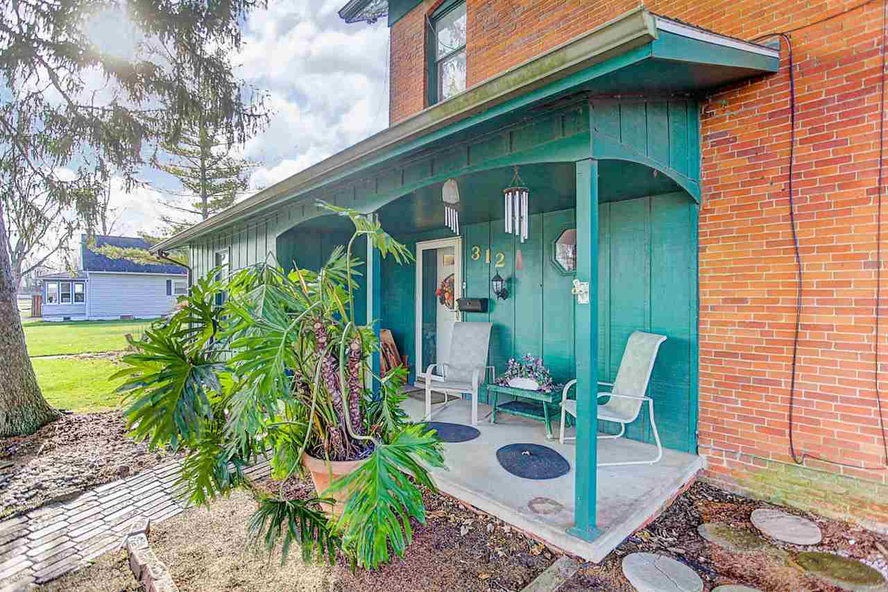 312 East Main Street Butler, IN 46721 - Photo 2 of 33