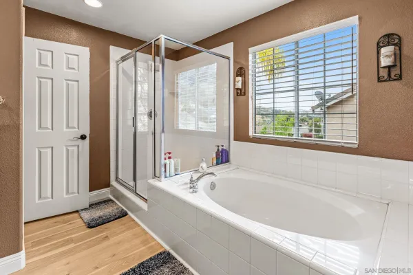 $939,000 | 2061 Vintage, Escondido, CA 92027