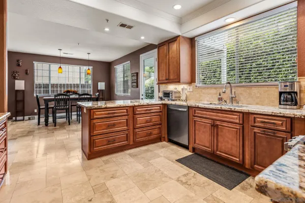 $939,000 | 2061 Vintage, Escondido, CA 92027