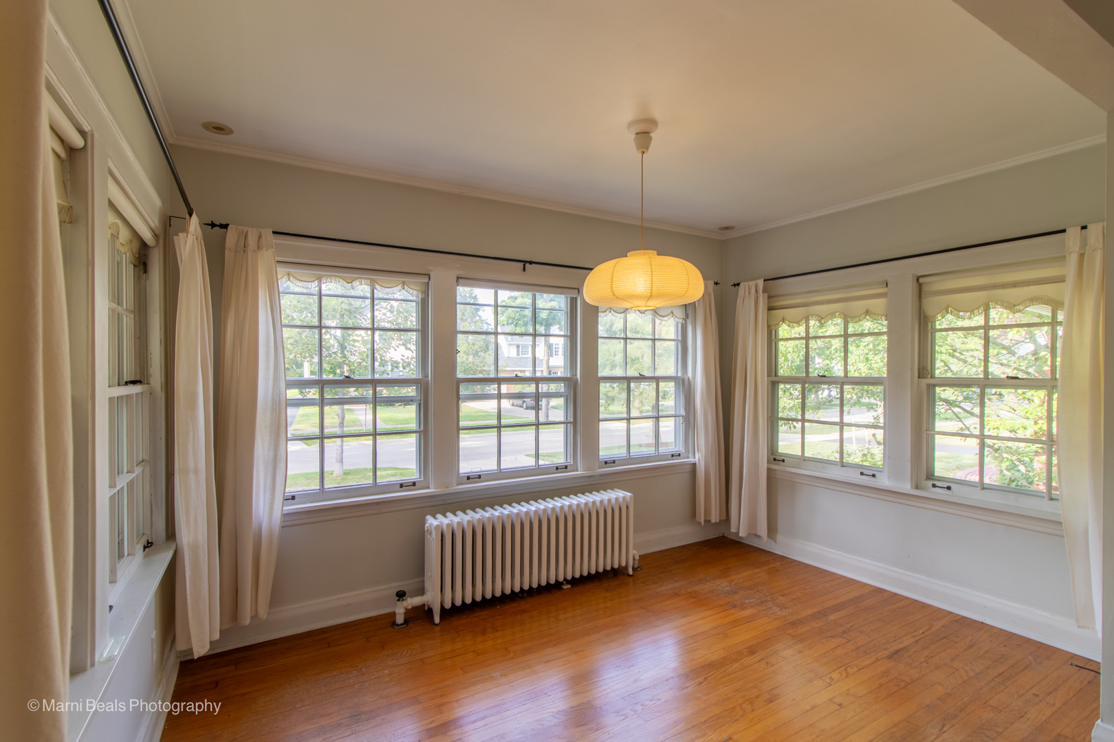 269 Shenstone Road Riverside, IL 60546 - Photo 4 of 25 a view of an empty room with a window