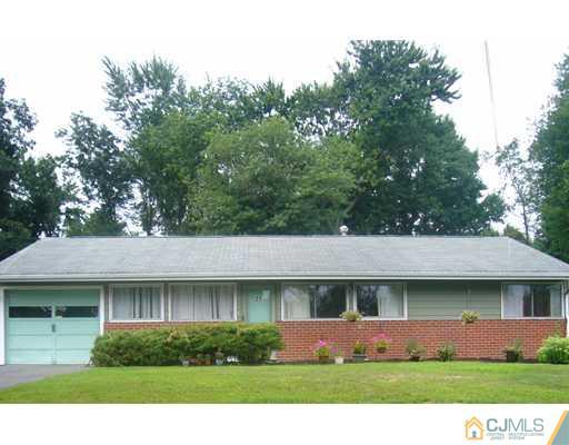 21 Winant Road Kendall Park, NJ 08824 - Photo 1 of 19 Gallery Image 1