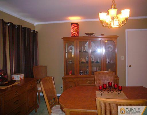 21 Winant Road Kendall Park, NJ 08824 - Photo 3 of 19 Gallery Image 3