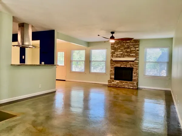 $2,450 | 9103 Comburg Drive, Austin, TX 78748
