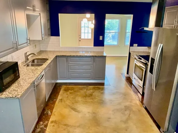 $2,450 | 9103 Comburg Drive, Austin, TX 78748