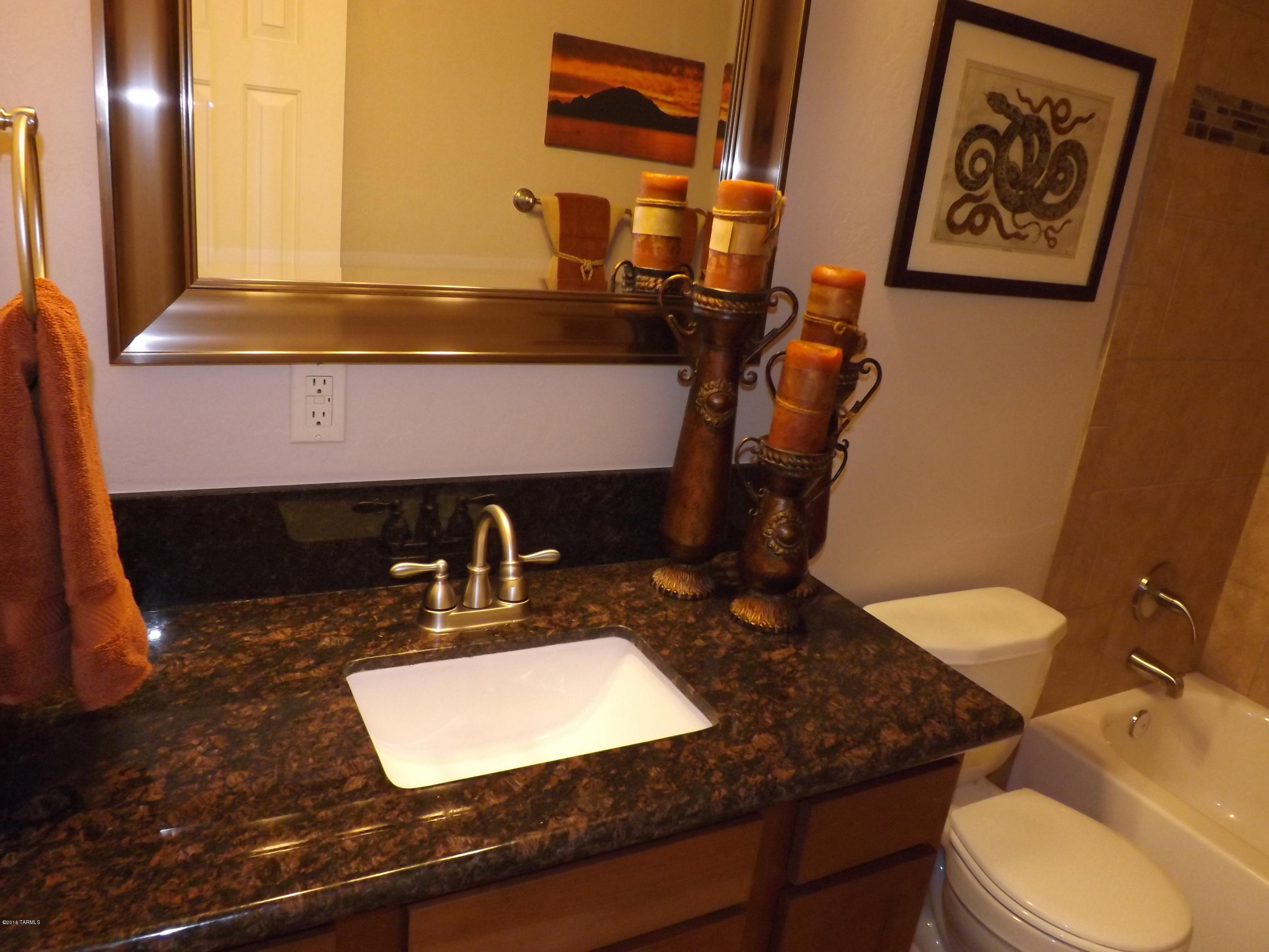 2235 South Miramonte Stravenue Tucson, AZ 85713 - Photo 21 of 34