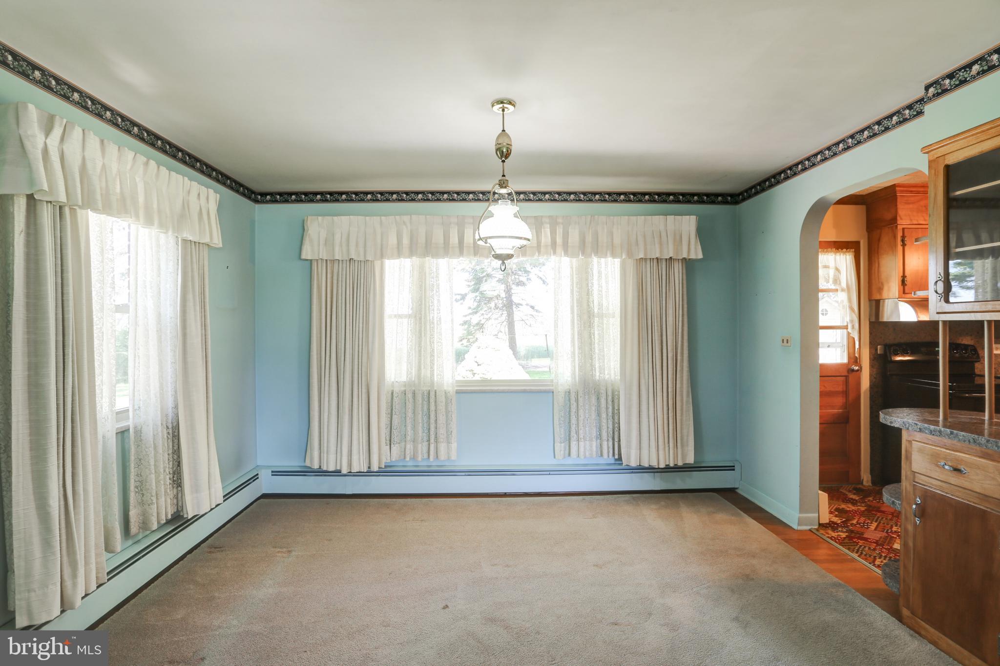 50 Foreman Road Elizabethtown, PA 17022 - Photo 12 of 36 Dining room