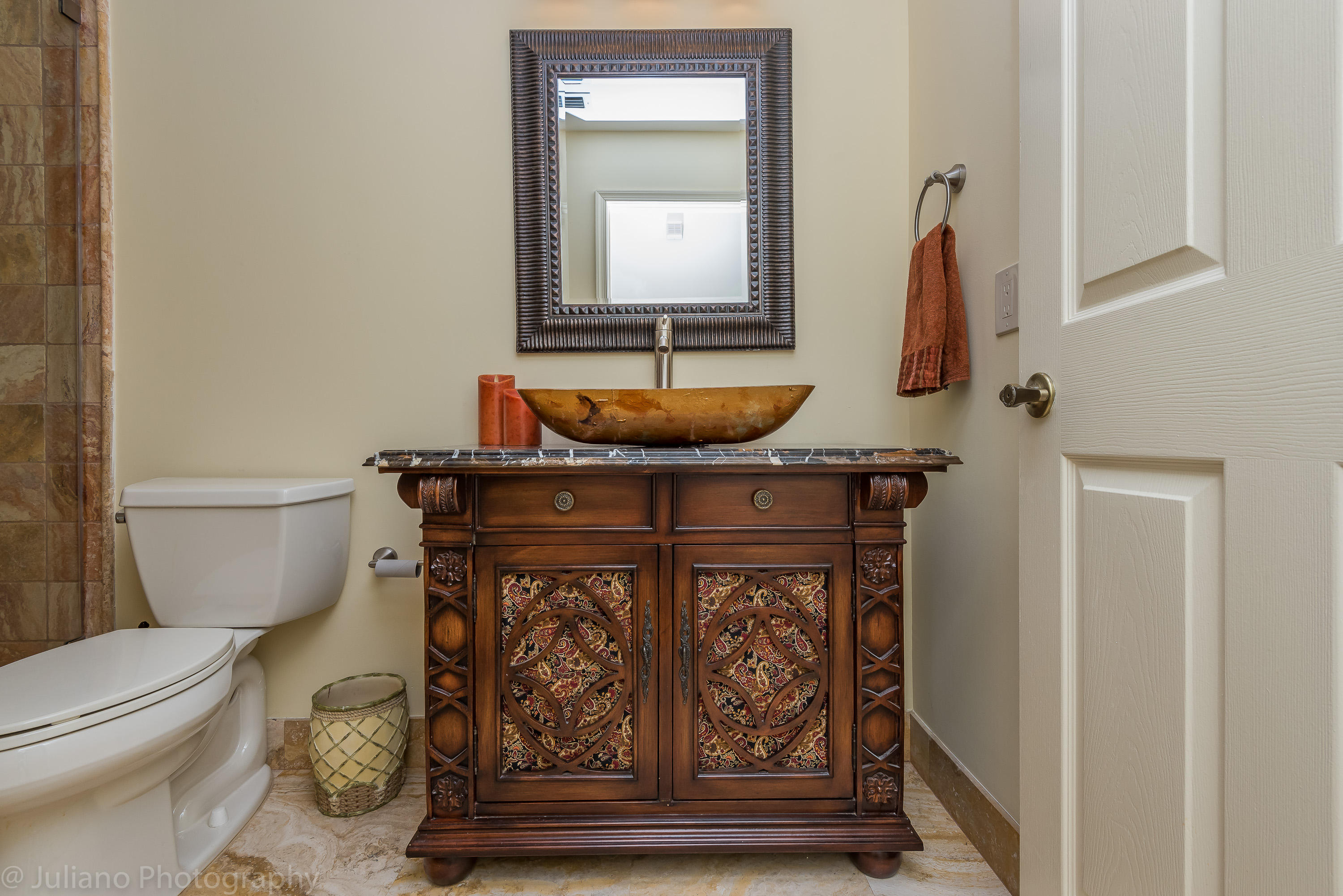 5770 Coach House Circle, Unit B Boca Raton, FL 33486 - Photo 18 of 32 Main Bathroom