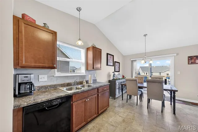 $319,900 | 349 Rock Ridge Road, Wentzville, MO 63385