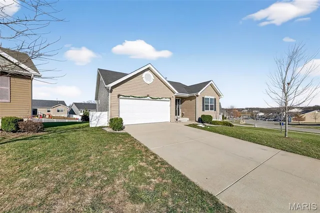$319,900 | 349 Rock Ridge Road, Wentzville, MO 63385