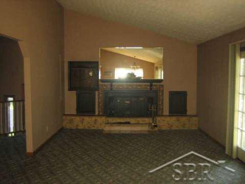 5347 Fort Road Saginaw, MI 48601 - Photo 2 of 8 20035230-1.JPG